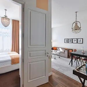 Appartement 6, Wenen
