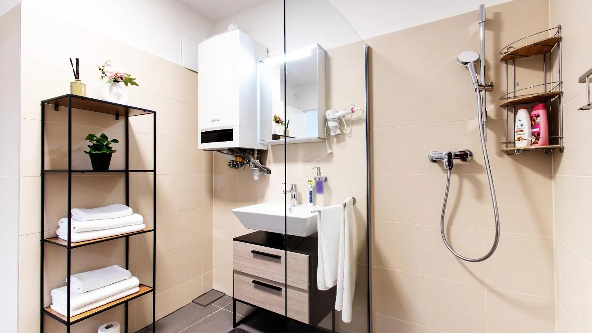 Noble Residences Vienna 0*,  Austria