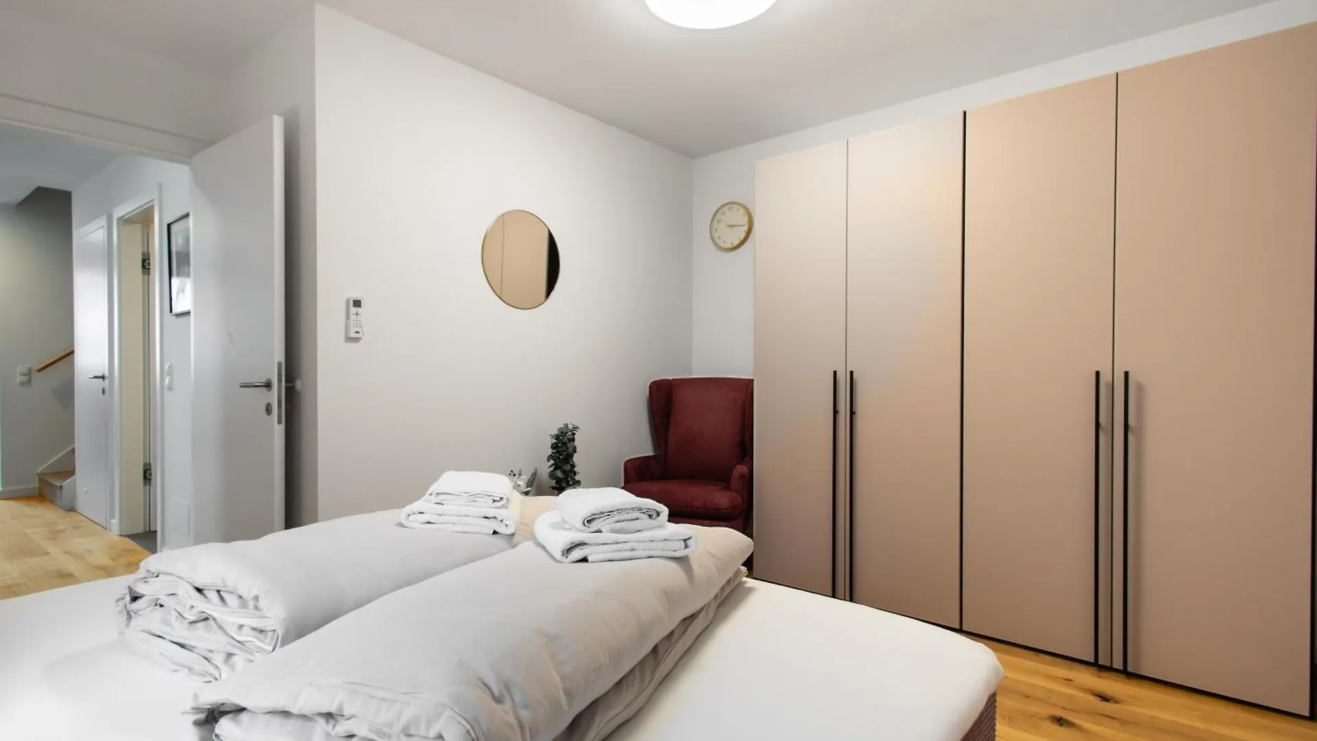 Noble Residences Vienna 0*,